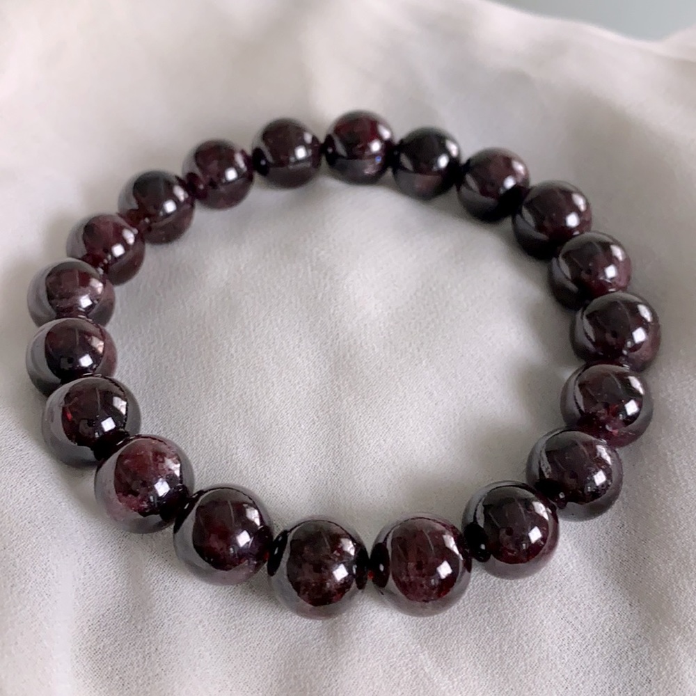 10mm BEST QUALITY Genuine Garnet Stretch Bracelet - New- 7” wrist - heavy stones